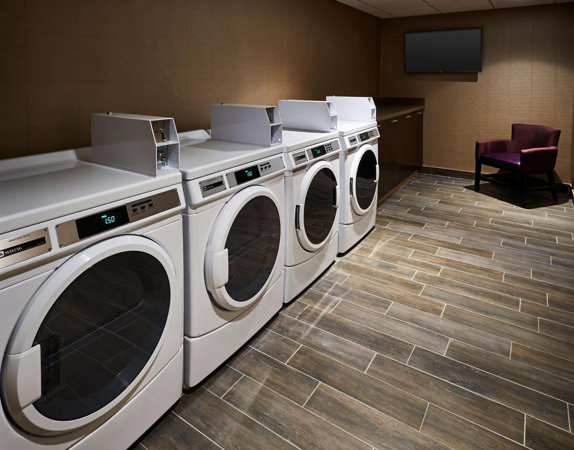 Hampton Inn By Hilton טימינס מראה חיצוני תמונה