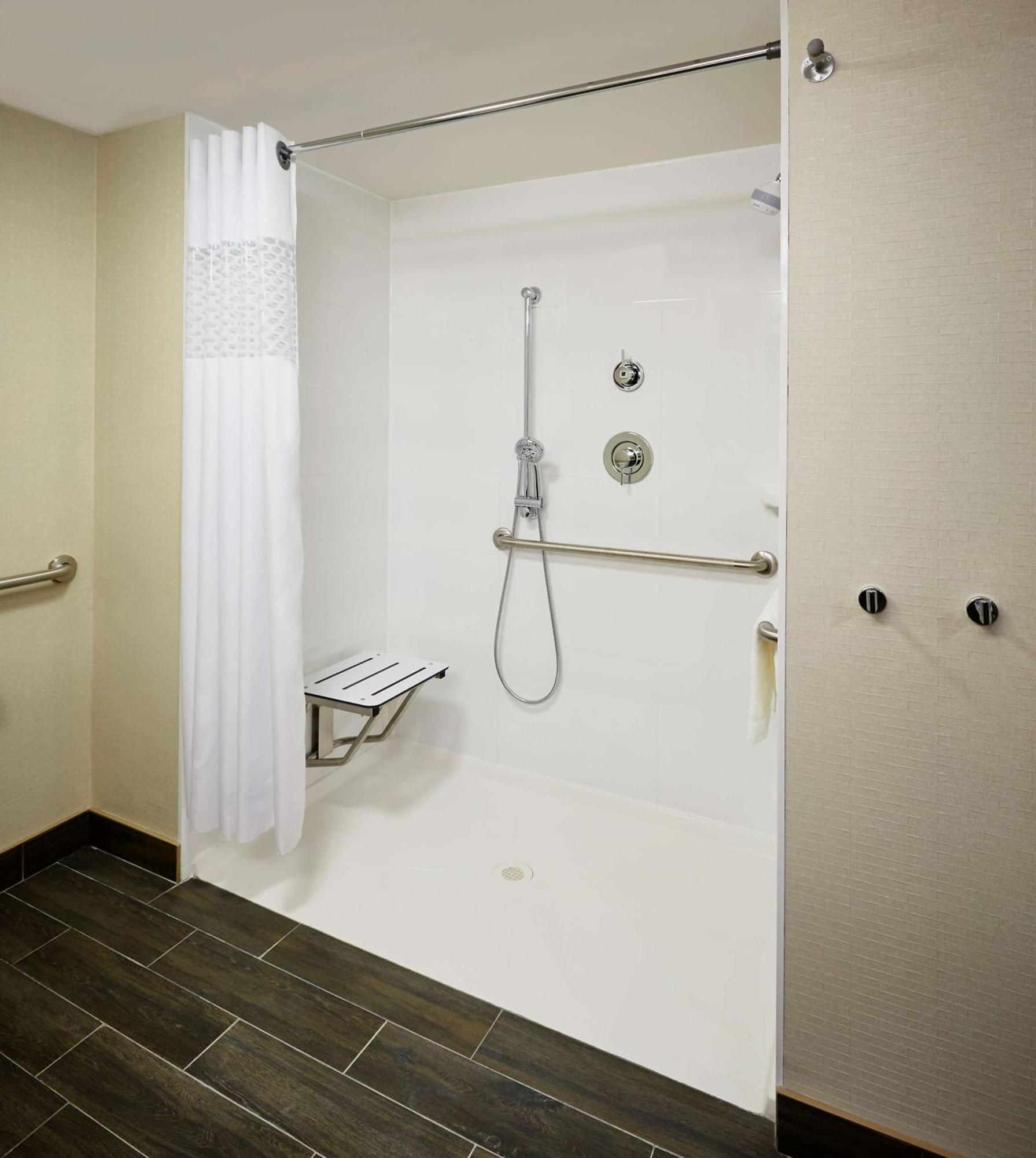 Hampton Inn By Hilton טימינס מראה חיצוני תמונה