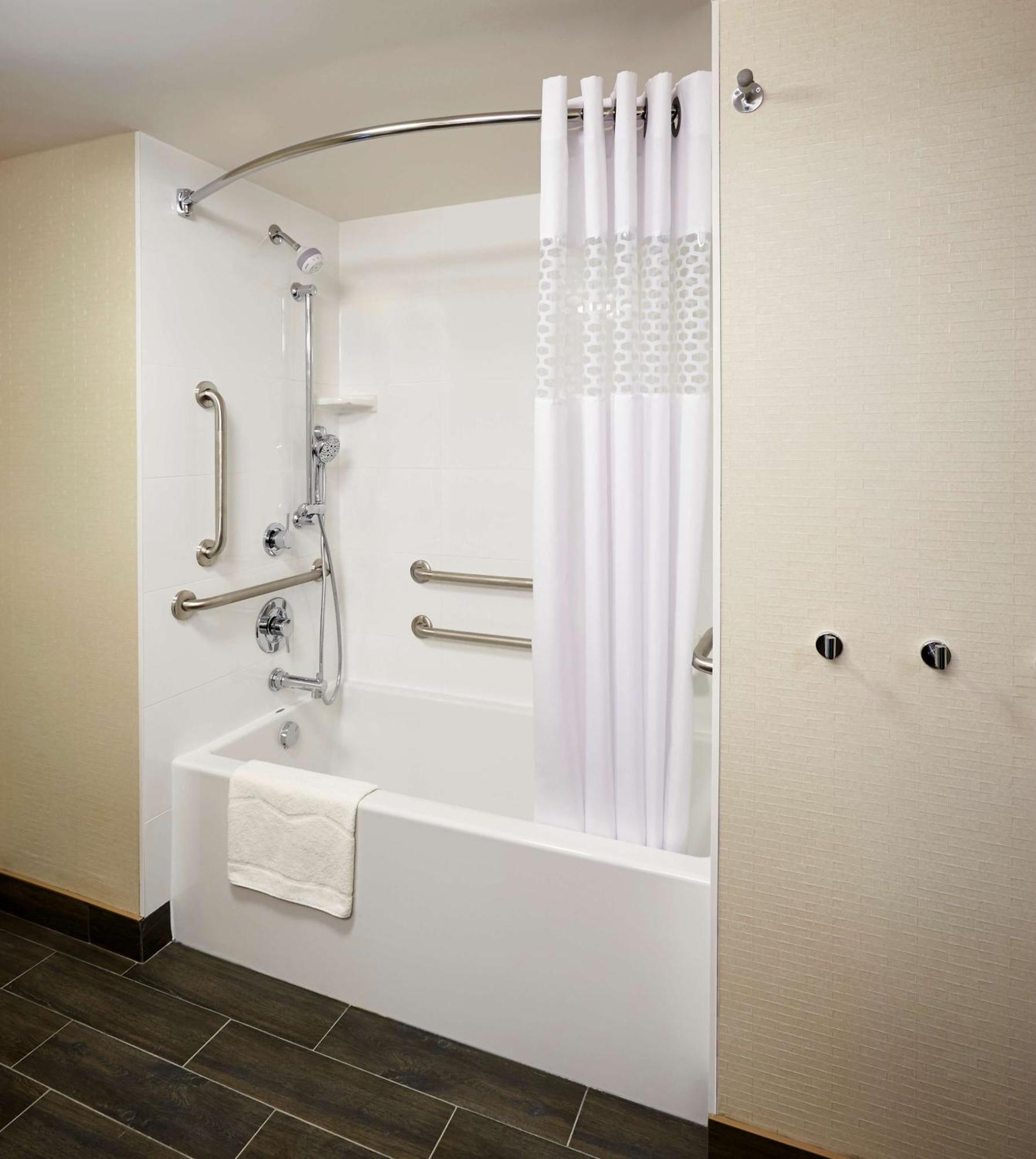 Hampton Inn By Hilton טימינס מראה חיצוני תמונה